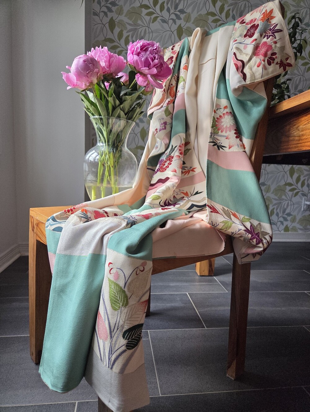 Vintage silk kimono furisode floral